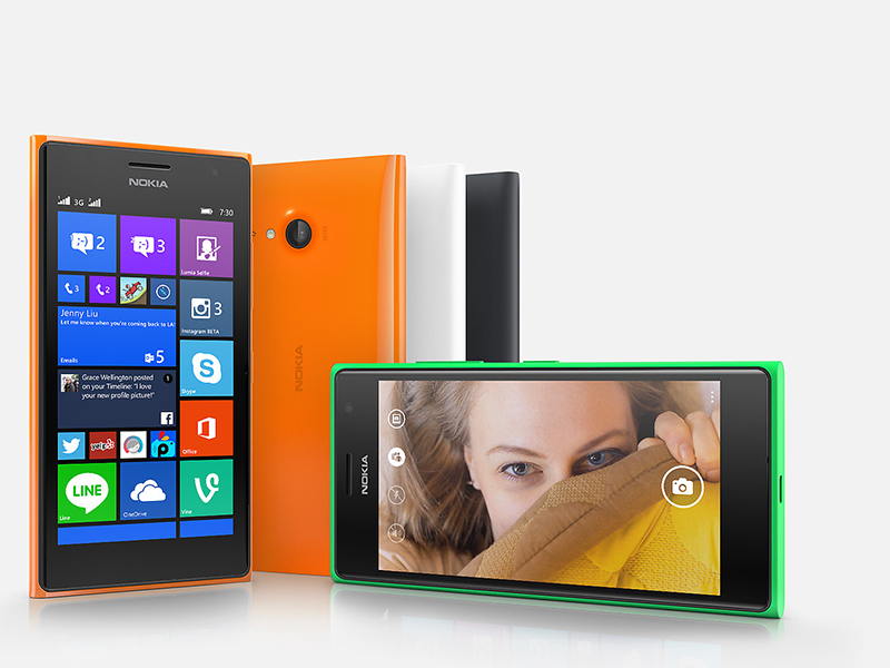 Nokia Lumia 735 Rear camera 6.7MP
