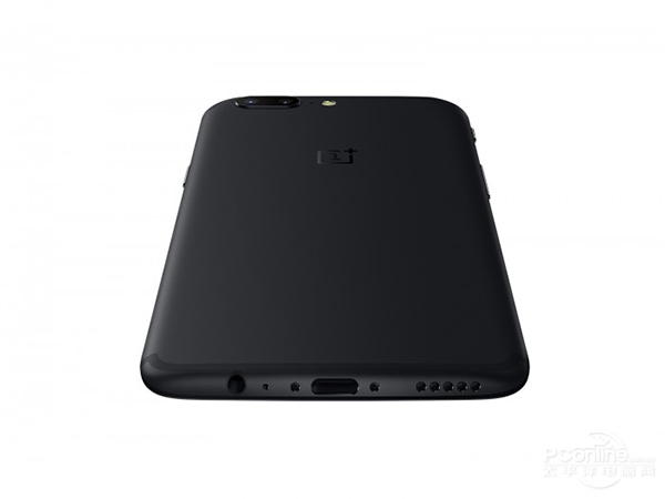 Oneplus 5 rear view